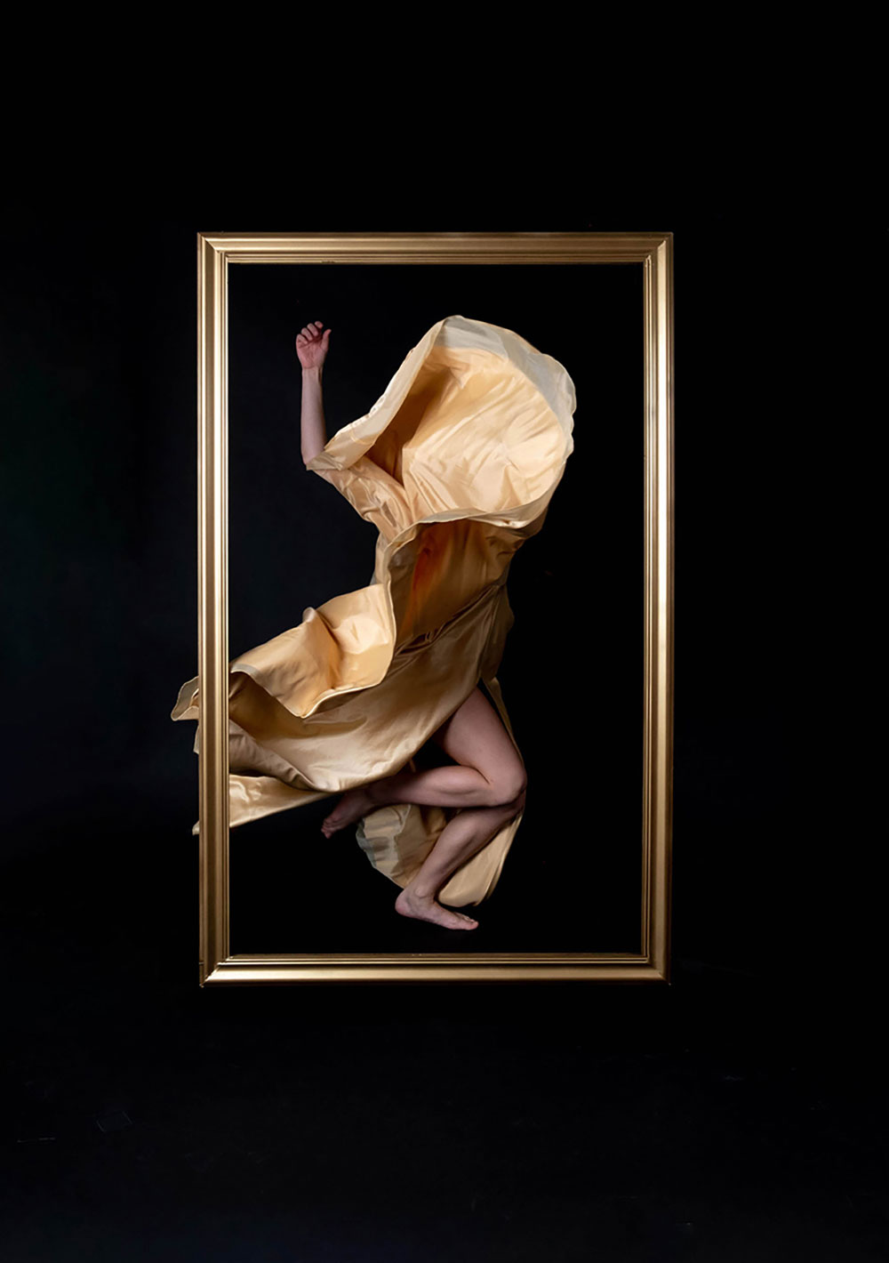 Nikki Raitz, Portals, 2022, photograph / Nikki Raitz, Portals, 2022, photograph