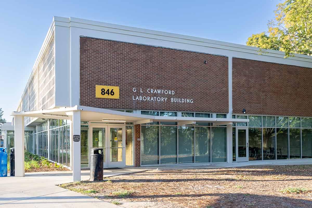 The G.L. Crawford Laboratory Building on the Marietta Campus at Kennesaw State University / The G.L. Crawford Laboratory Building on the Marietta Campus at Kennesaw State University