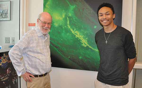 Trae with Dr. Robert Horvitz, the David H. Koch Professor of Biology at MIT. 