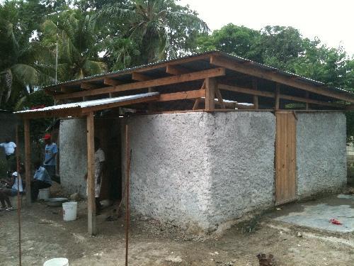  / Rubble Homes in Haiti