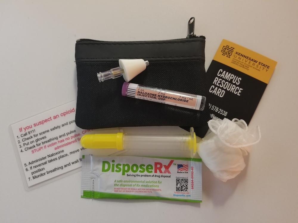 naloxone kit